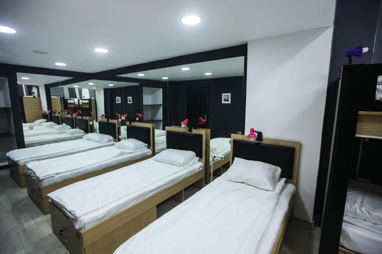 Myhostel Baku Exteriör bild